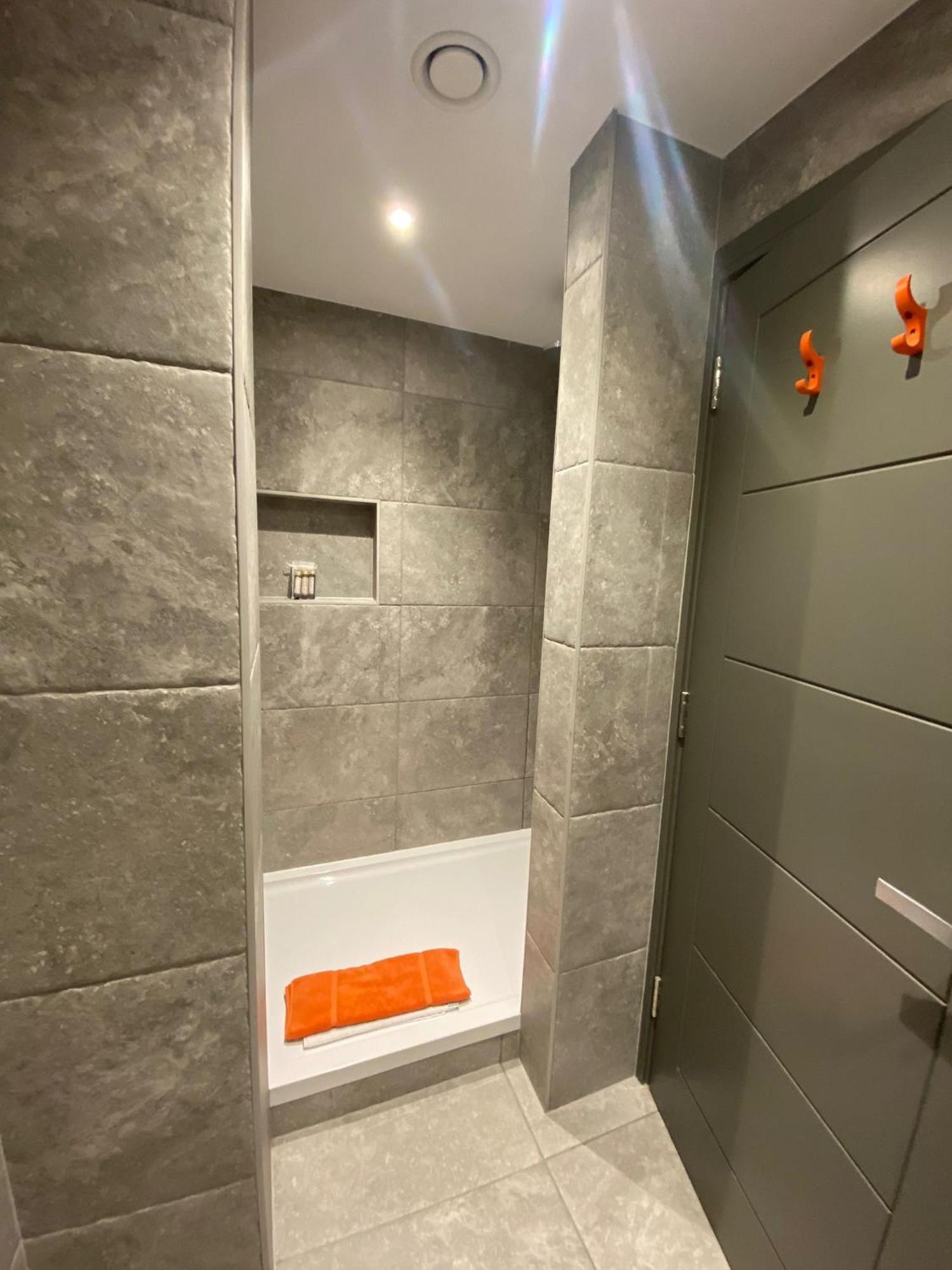 3 The View Apartments Ilfracombe - Hot Tub, Parking, Lift, Ev Exterior foto
